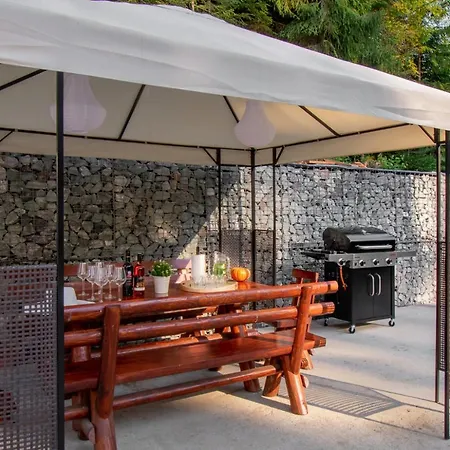 Ester - Luxury Provencal House In Orava Holiday home Namestovo