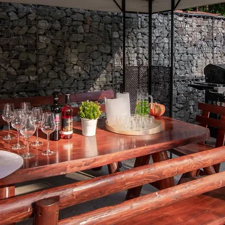 Dom wakacyjny Ester - Luxury Provencal House In Orava *